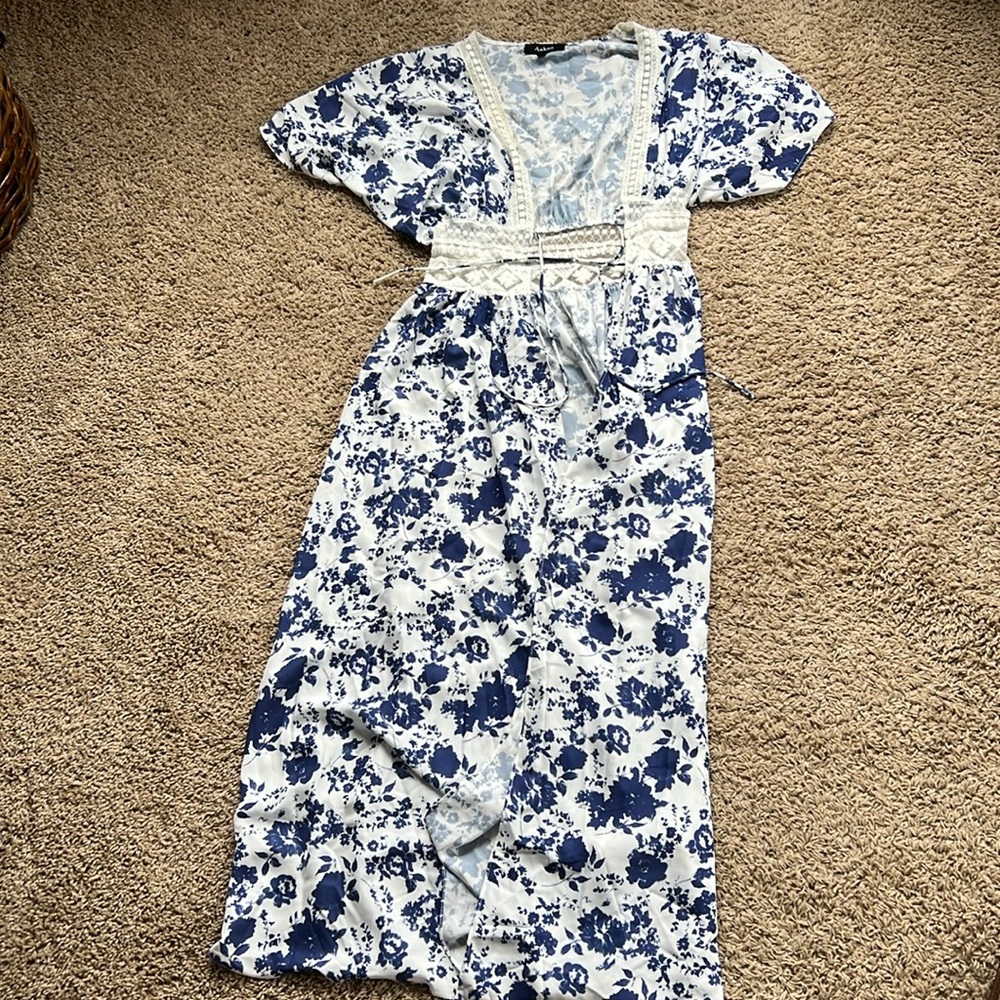 Aakaa kimono